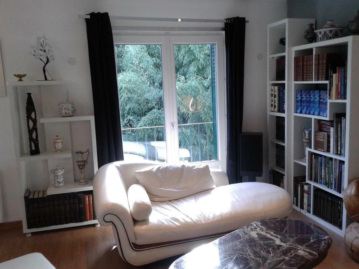 Les Floralies Apartment Pau Bagian luar foto