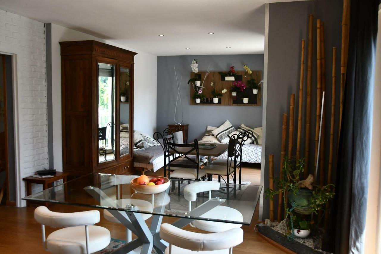 Les Floralies Apartment Pau Bagian luar foto
